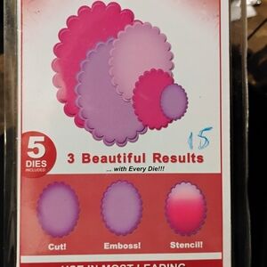 Scalloped Edge Die Set - Pink and Purple